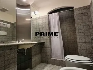 Pronájem bytu 3+1, Praha - Malá Strana, Hroznová, 73 m2