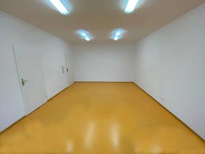 Pronájem kanceláře, Praha - Horní Počernice, Bystrá, 22 m2