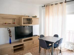 Prodej vícegeneračního domu, Los Alcázares, Španělsko, Calle Alicante, 1300 m2