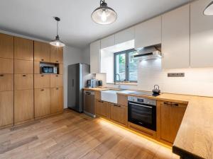 Prodej rodinného domu, Roztoky, 141 m2