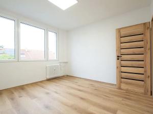 Pronájem bytu 3+1, České Budějovice, J. Plachty, 64 m2