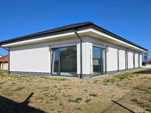 Pronájem rodinného domu, Svojetice, 200 m2