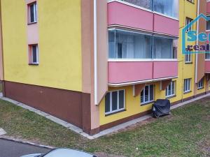 Pronájem bytu 1+1, Karviná, Školská, 38 m2