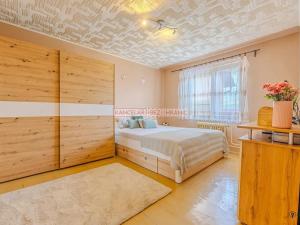 Prodej bytu 4+1, Nehvizdy, Horoušanská, 121 m2