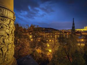 Pronájem bytu 3+1, Praha - Staré Město, Konviktská, 113 m2