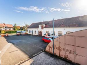 Prodej obchodního prostoru, Hradec Králové, Náhon, 1871 m2