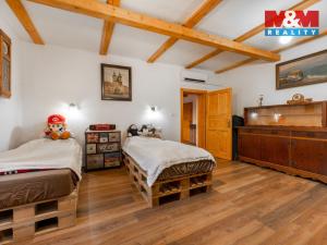 Prodej rodinného domu, Polička - Lezník, 260 m2