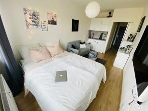 Prodej bytu 1+kk, Praha, Peroutkova, 23 m2