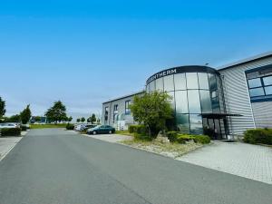 Prodej výrobních prostor, Plzeň, Podnikatelská, 8900 m2