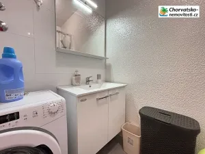 Prodej bytu 3+kk, Novalja, Chorvatsko, 55 m2