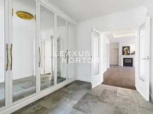 Pronájem vily, Praha - Dejvice, V Šáreckém údolí, 253 m2