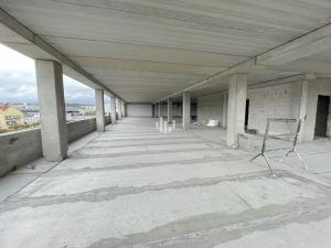 Pronájem kanceláře, Praha - Vysočany, Poděbradská, 1542 m2