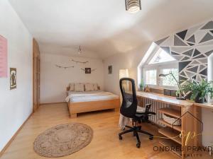 Prodej činžovního domu, Lety, Sokolská, 265 m2