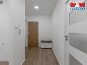 Prodej bytu 3+1, Klatovy - Klatovy III, Pod Hůrkou, 66 m2