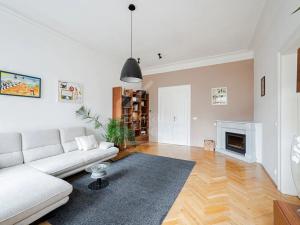 Prodej bytu 3+1, Praha - Nové Město, Soukenická, 107 m2