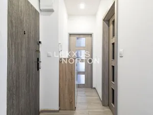 Pronájem bytu 2+1, Praha - Vršovice, Moldavská, 56 m2