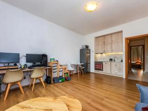 Pronájem bytu 2+kk, Praha - Strašnice, V olšinách, 53 m2
