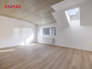 Prodej bytu 3+kk, Praha - Hrdlořezy, Českobrodská, 87 m2