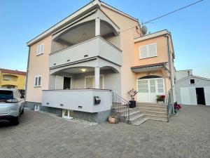 Prodej rodinného domu, Vrsi, Chorvatsko, Ulica Velikog jaza, 260 m2