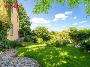 Prodej rodinného domu, Včelákov, 358 m2