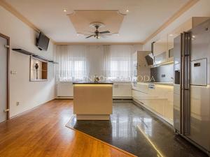 Prodej rodinného domu, Praha - Řepy, Gallašova, 320 m2