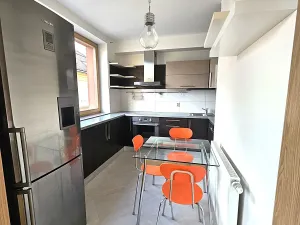 Pronájem bytu 3+1, Praha - Vršovice, Rostovská, 75 m2