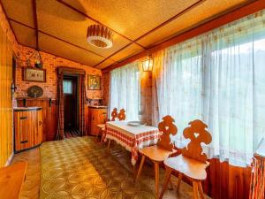 Prodej chaty, Dolany nad Vltavou, V Borovičkách, 48 m2