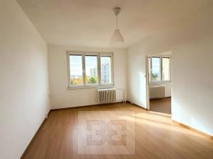 Pronájem bytu 2+kk, Karlovy Vary, 38 m2