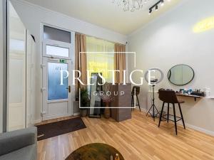 Prodej obchodního prostoru, Praha - Strašnice, Za strašnickou vozovnou, 55 m2