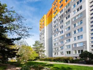 Pronájem bytu 2+1, Praha - Modřany, Poljanovova, 56 m2