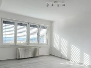 Prodej bytu 3+1, Ostrava, Výškovická, 59 m2