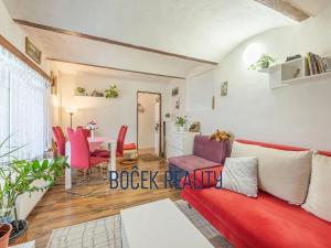 Prodej rodinného domu, Rynholec, nám. 1. máje, 259 m2