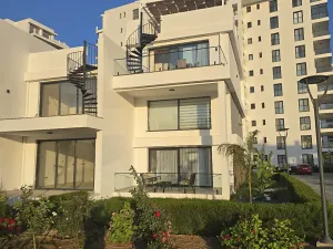 Prodej vily, Trikomo, Kypr, 127 m2