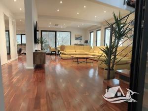 Prodej vily, Makarska, Chorvatsko, 360 m2