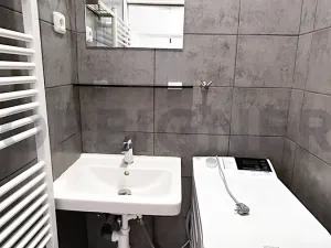 Pronájem bytu 2+kk, Praha - Smíchov, Staropramenná, 50 m2