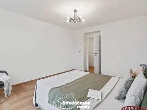 Pronájem bytu 3+kk, Odolena Voda, Seifertova, 65 m2