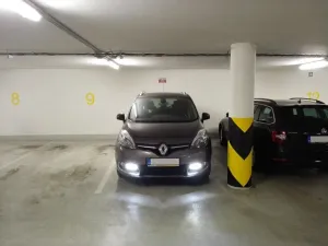 Pronájem garážového stání, Brno, Cihlářská, 18 m2