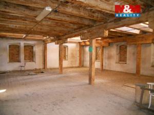 Prodej obchodního prostoru, Hředle, 1805 m2