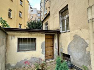 Prodej obchodního prostoru, Praha - Michle, Nuselská, 100 m2