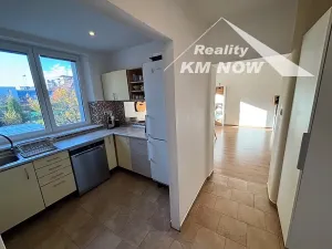 Prodej bytu 3+1, Kroměříž, Kostnická, 72 m2