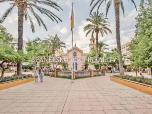 Prodej vícegeneračního domu, Torrevieja, Španělsko, 91 m2