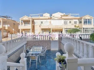 Prodej bytu 3+1, Torrevieja, Španělsko, 75 m2