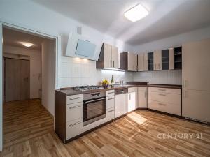 Pronájem bytu 2+1, České Budějovice - České Budějovice 6, Polní, 61 m2