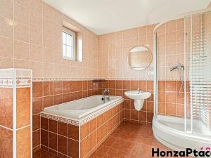 Prodej rodinného domu, Praha - Kyje, Broumarská, 187 m2