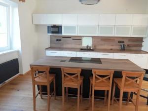 Pronájem rodinného domu, Praha - Záběhlice, Jižní II, 183 m2