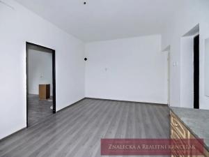 Prodej bytu 2+1, Březnice, Na odboji, 56 m2