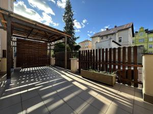 Prodej bytu 3+1, Děčín - Děčín VI-Letná, J. z Poděbrad, 71 m2