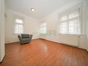 Pronájem bytu 4+kk, Praha - Vinohrady, 104 m2