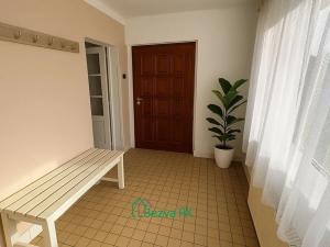 Prodej rodinného domu, Králův Dvůr, Pod Hájem, 270 m2