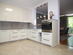 Prodej bytu 4+kk, Praha - Vokovice, Irská, 140 m2